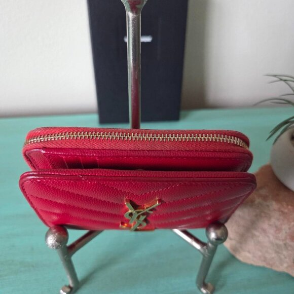 YSL Cassandre Metalassé compact zippy wallet - Picture 4 of 11